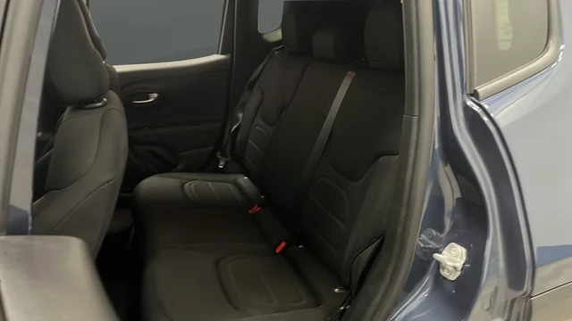 Used 2022 Slate Blue Jeep Latitude image 23