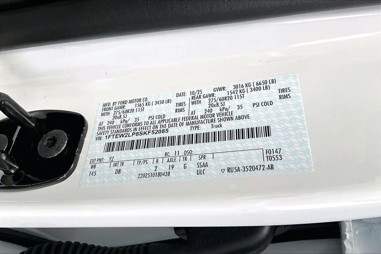 Used 2025 Oxford White Ford STX image 33