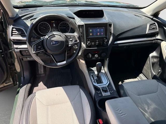 Used 2023 Green Subaru Premium image 17