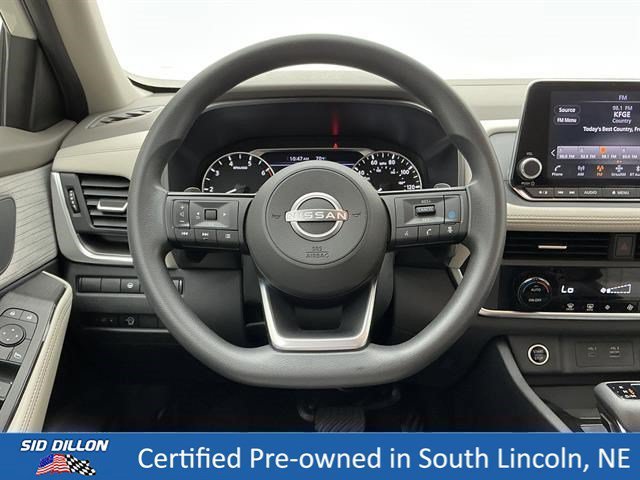 Used 2023 Pearl White Tricoat Nissan SV image 21