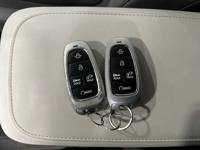 Certified Used 2023 Blue Hyundai SE image 33
