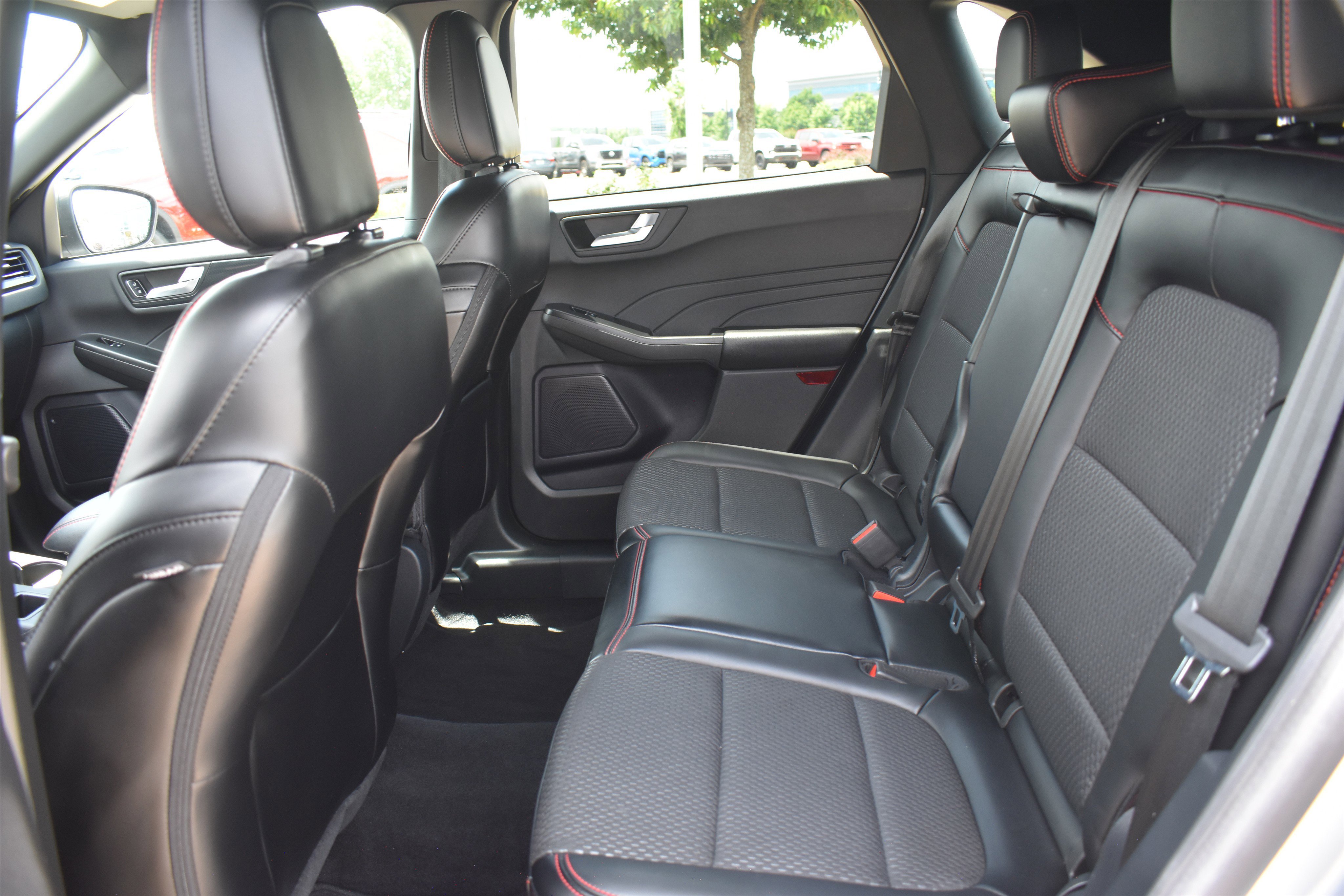 Used 2024 Silver Ford ST-Line image 16