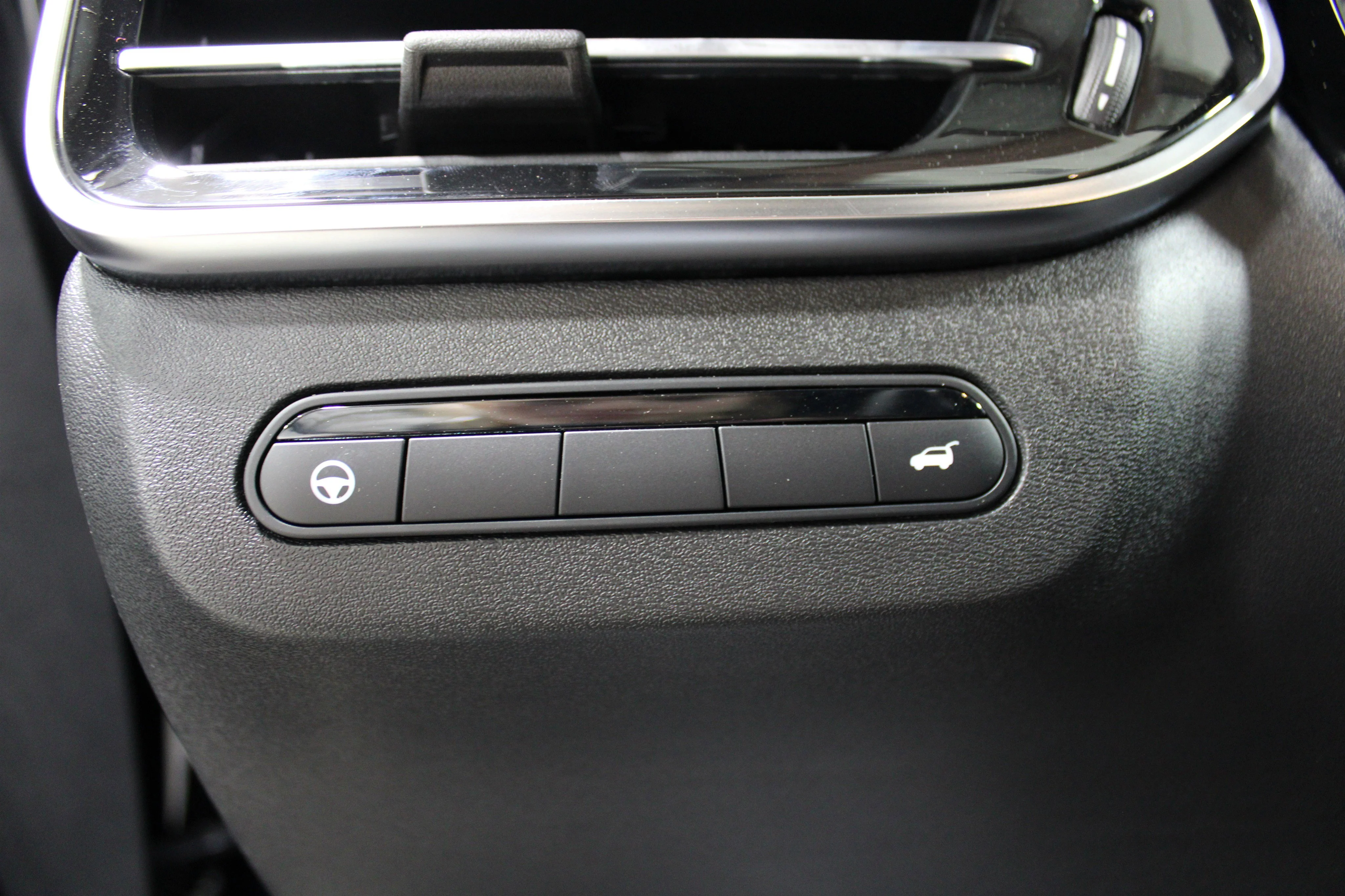 2026 INFINITI QX60 LUXE - Photo 8