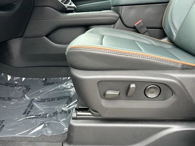 2026 GMC Yukon AT4 - Photo 38