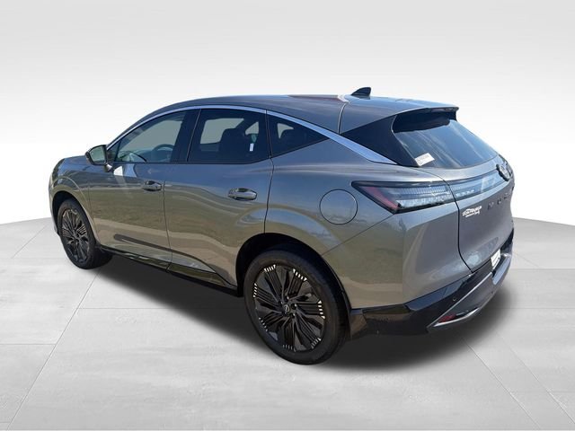 New 2027 Gray Nissan Platinum image 3