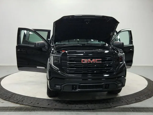 Used 2023 ONYX BLACK GMC Elevation image 11