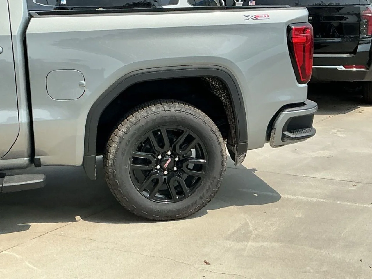 2026 GMC Sierra 1500 Elevation - Photo 12