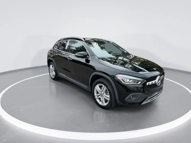 Used 2023  Mercedes-Benz GLA 250 image 2