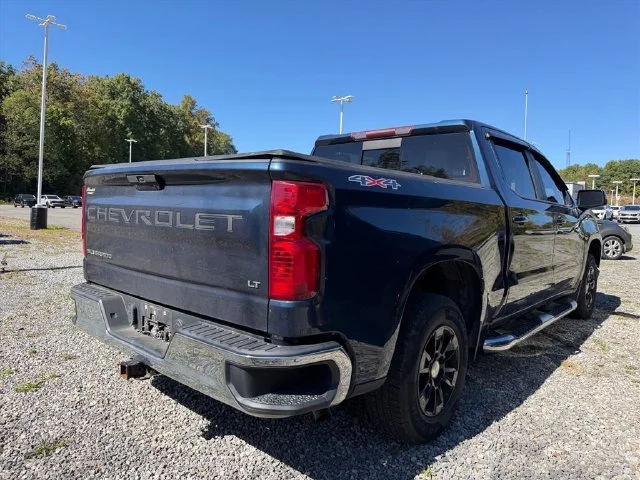 Used 2020 Blue Chevrolet LT image 16