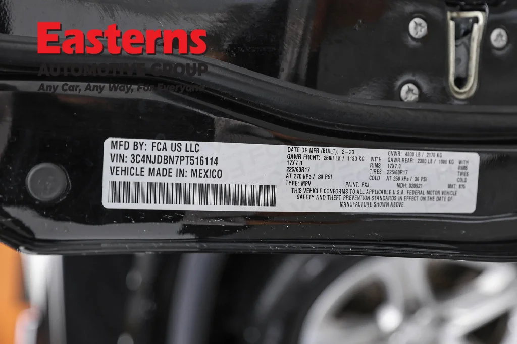 Used 2023 Black Jeep Latitude image 36