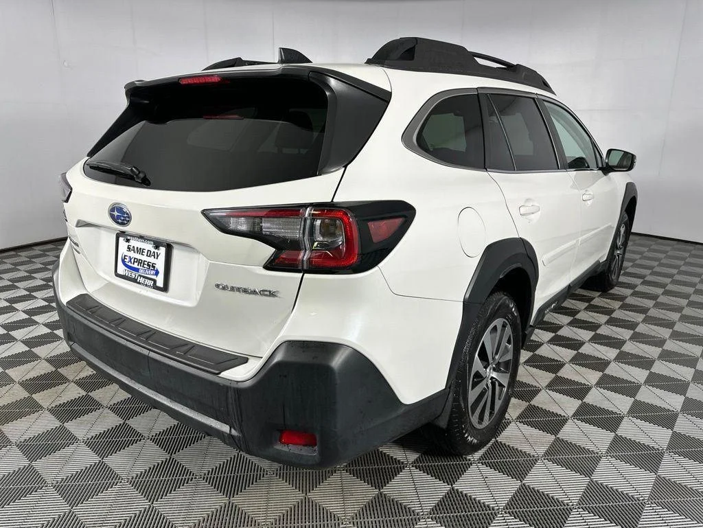 Used 2025 Crystal White Pearl Subaru Premium image 26