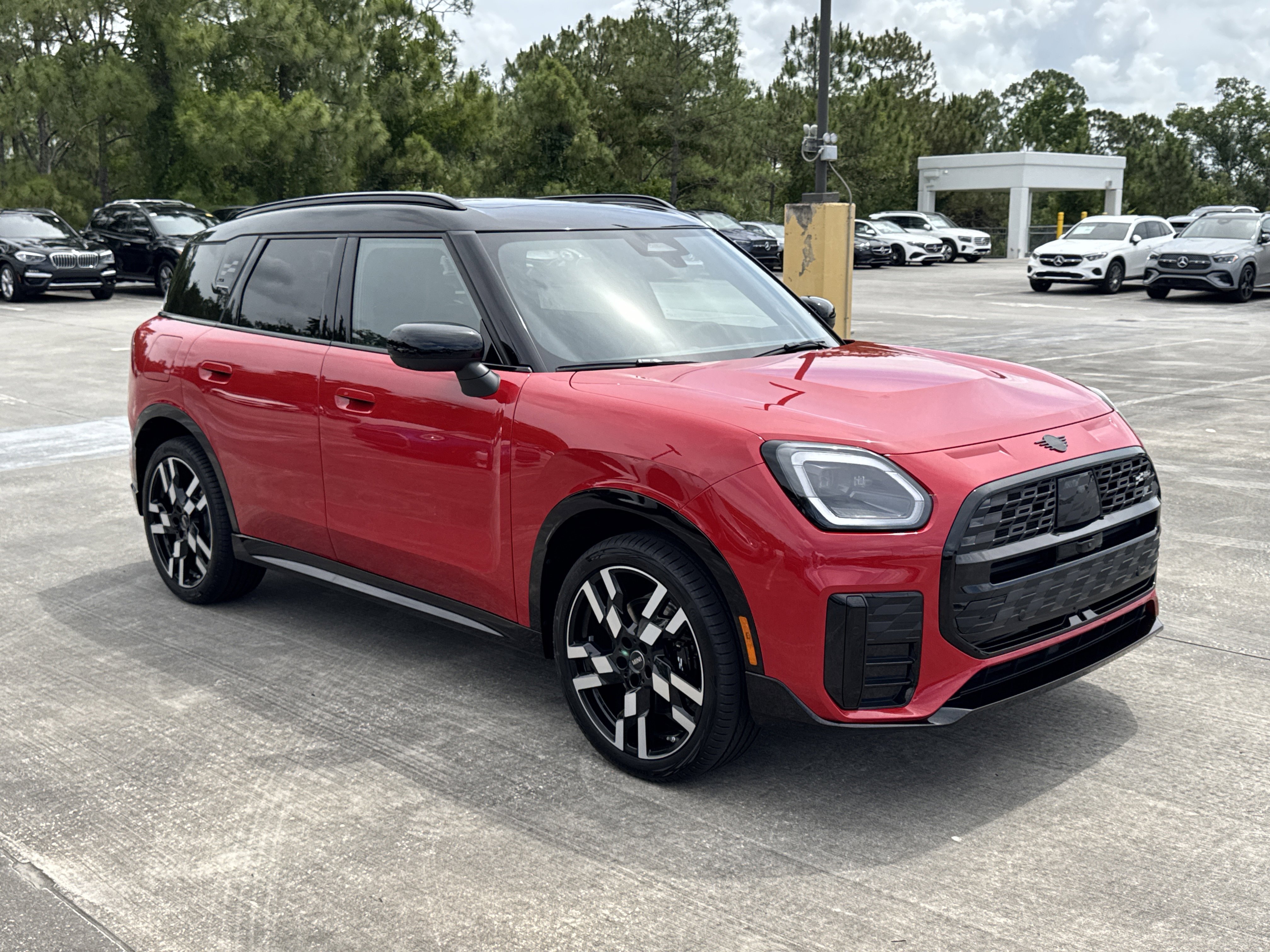 2027 MINI Cooper's photo