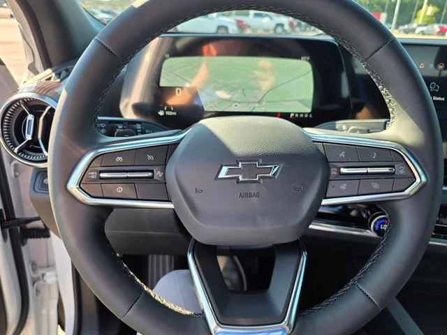 New 2027 White Chevrolet LT image 28