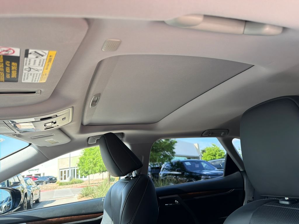 Used 2021 Black Lexus 450hL image 33