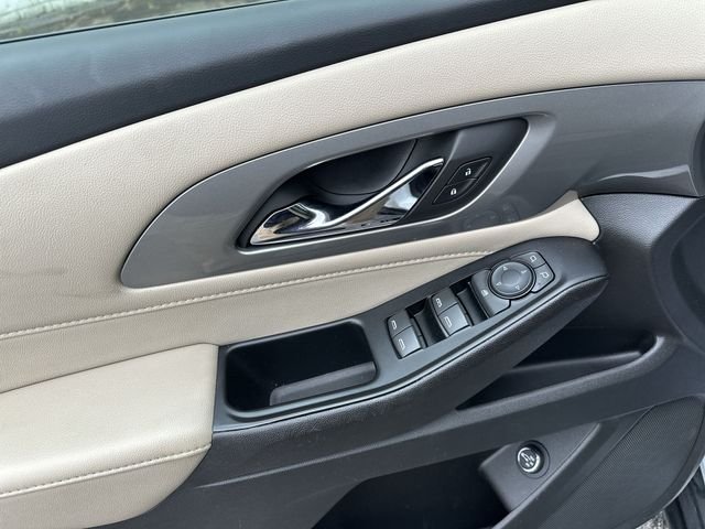 Used 2023 White Chevrolet LT Leather image 17