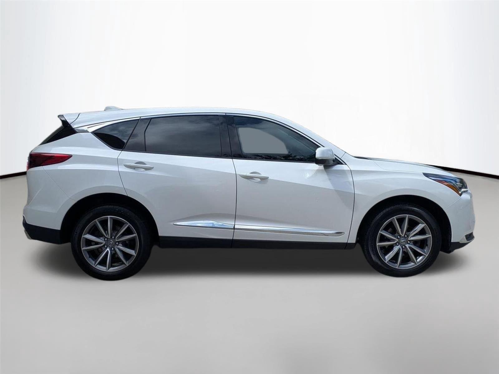 Used 2023 Platinum White Pearl Acura w/Technology Package image 4