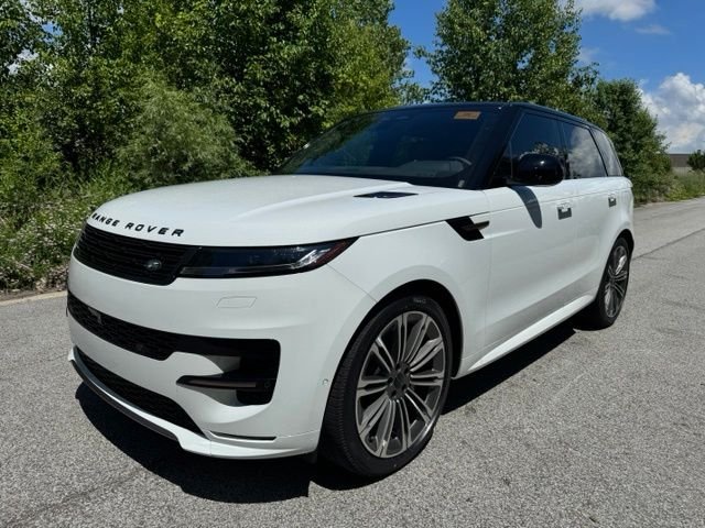 New 2026 Fuji White Land Rover Dynamic SE image 1