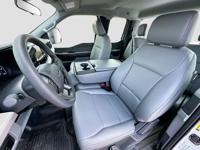 New 2026 Oxford White Ford XL image 14