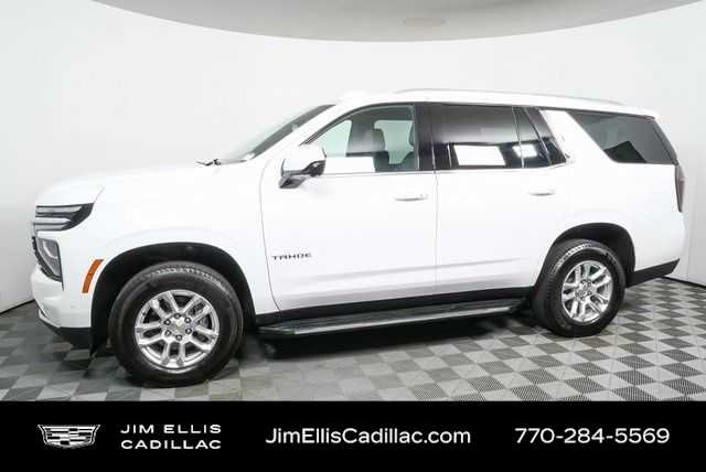 Used 2025 Summit White Chevrolet LT image 29