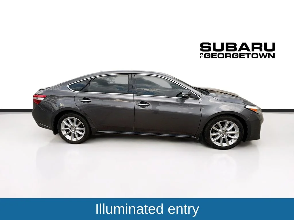 Used 2013 Gray Toyota XLE image 8