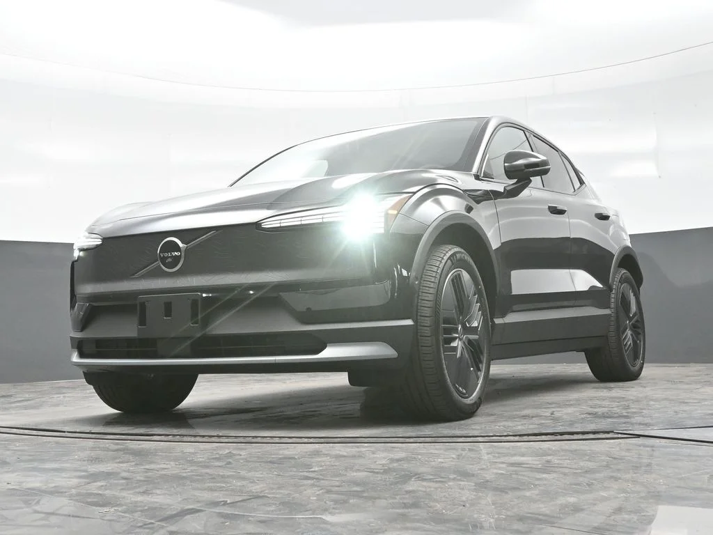 New 2026 Onyx Black Volvo Twin Motor Cross Country Ultra image 26