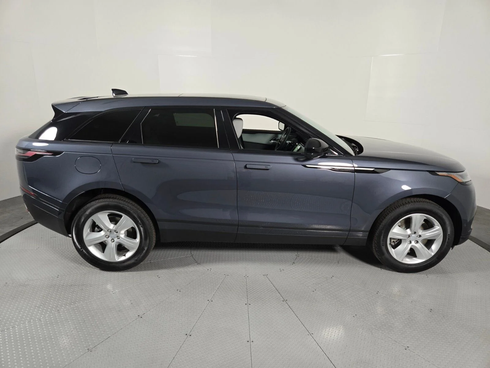 New 2026 Varesine Blue Land Rover S image 6
