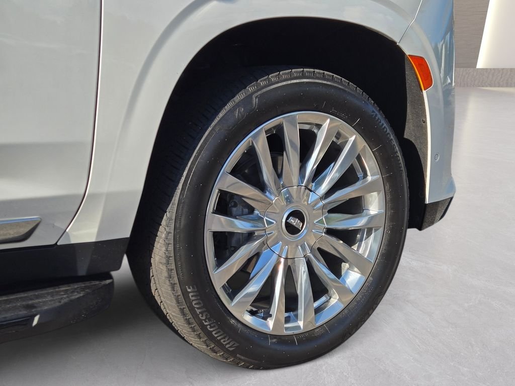 Used 2023 White Cadillac Premium Luxury image 12
