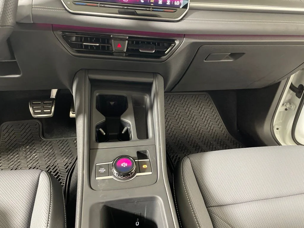 New 2026 White/off-white Volkswagen 2.0T SE R-Line Black image 15