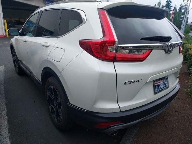 Used 2018 White Diamond Pearl Honda Touring image 4