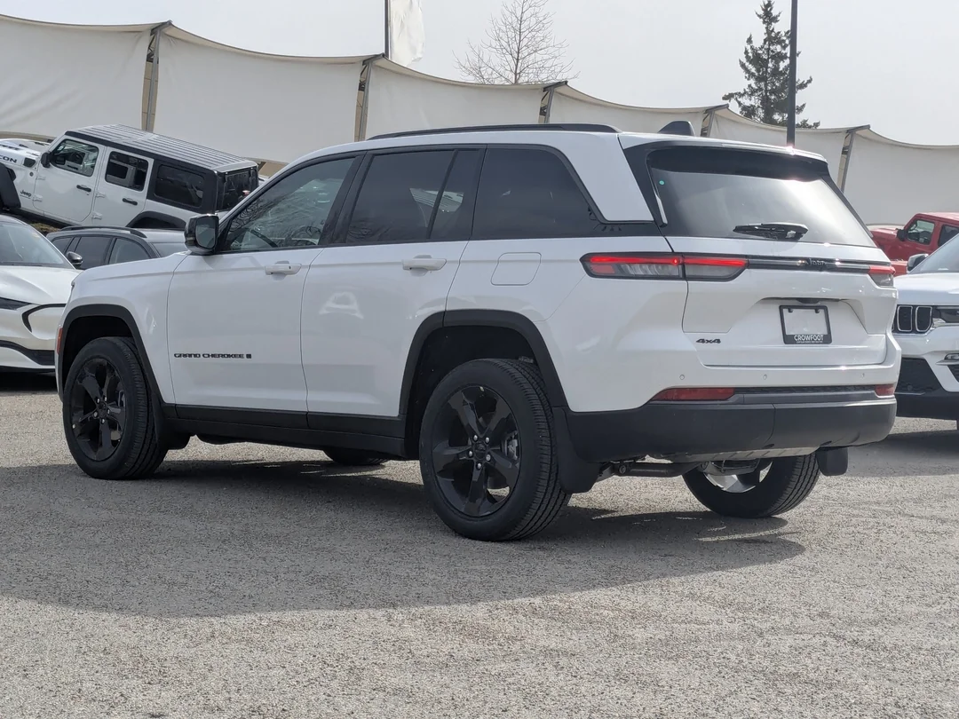 New 2026 White Jeep Altitude - - 4x4 - Altitude Pkg - Power Sunroof - 20 Black Wheels - Remote Start & More! image 6