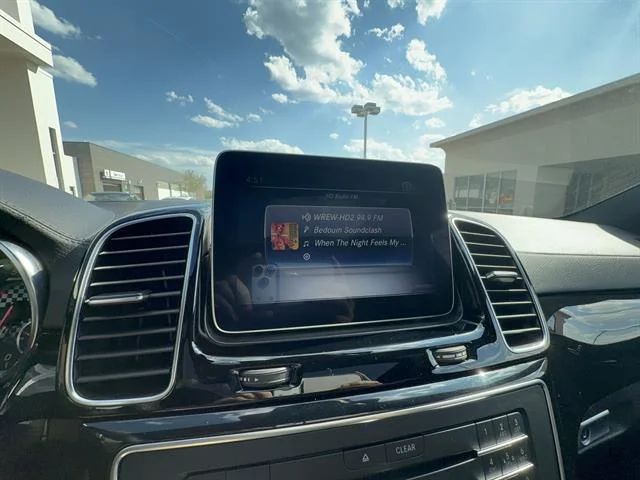 Used 2019 Black Mercedes-Benz AMG® GLE 43 image 15