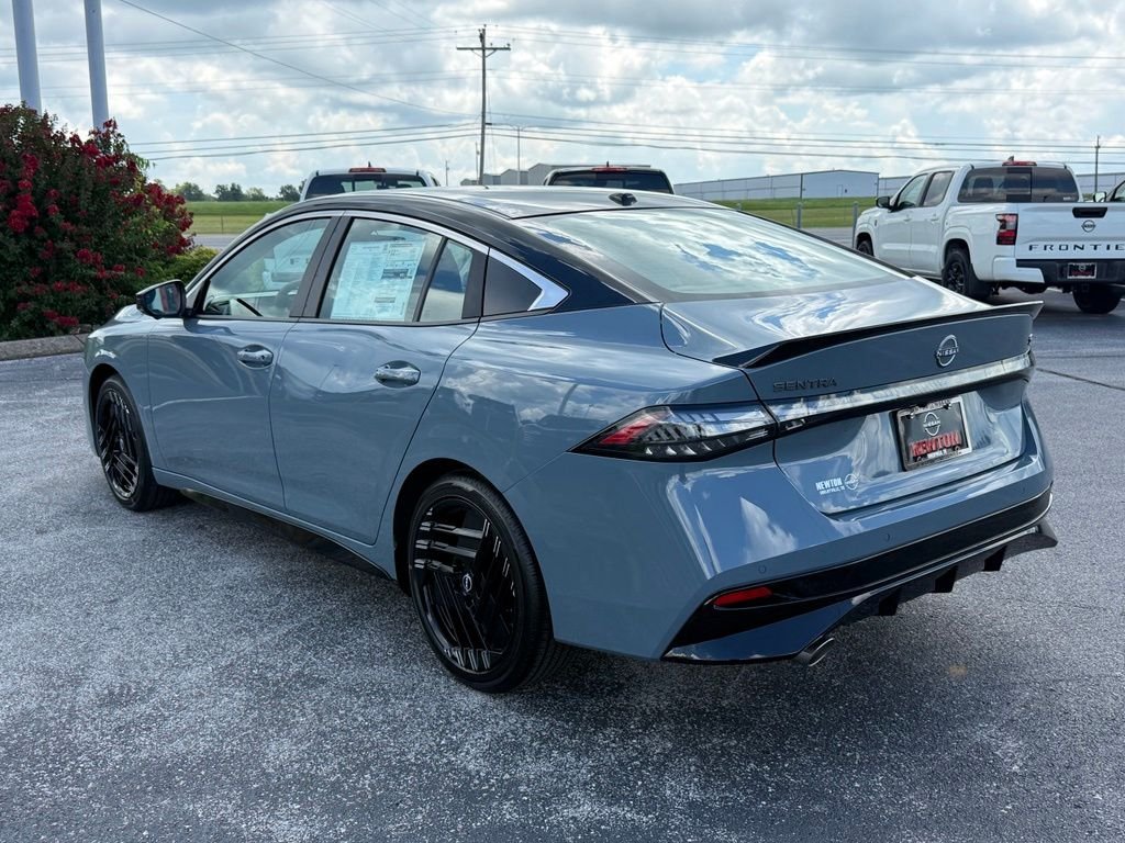 New 2026 Atlantic Gray Metallic / Super Black Two-tone Nissan SR image 37