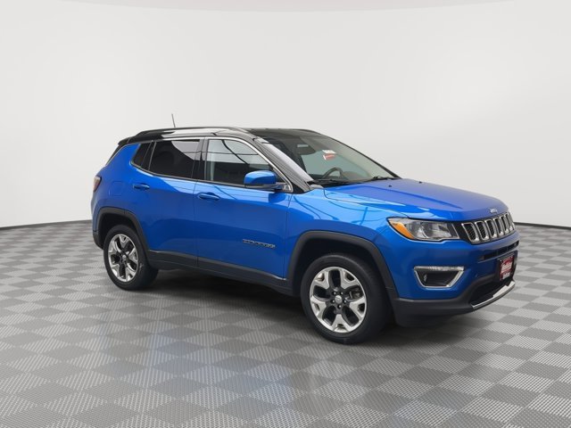 Used 2019 Laser Blue Pearlcoat Jeep Limited image 38