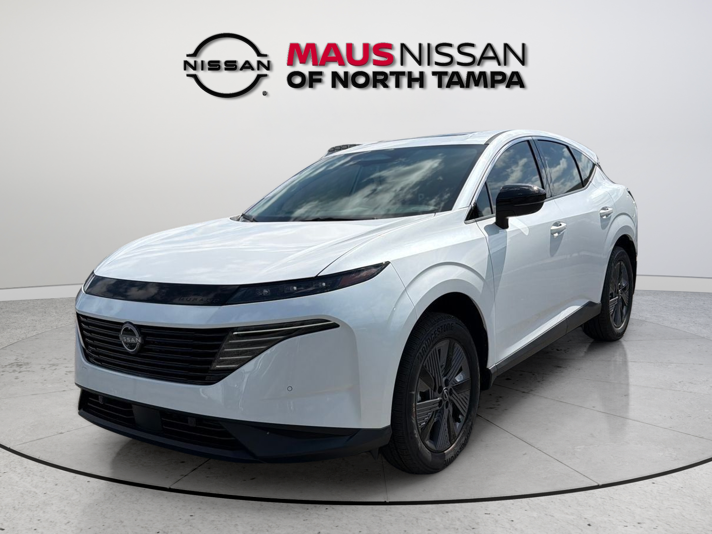 New 2026 White Nissan SL image 4