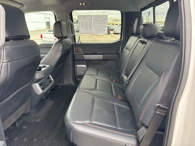 Used 2024 Oxford White Ford Lariat image 31
