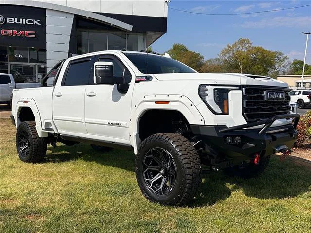 2026 GMC Sierra 2500HD AT4 - Photo 2
