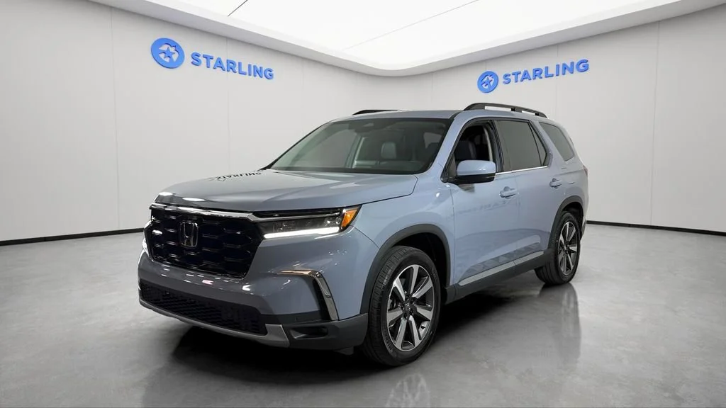 Used 2025 Gray Honda Touring image 16