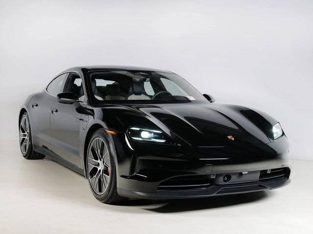 New 2026 Black Porsche 4S image 7