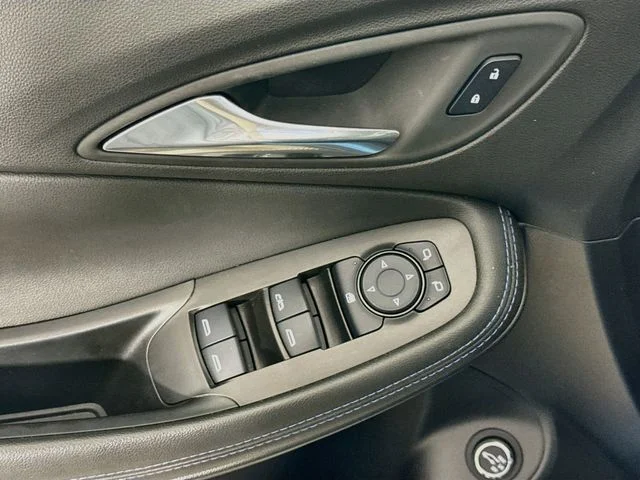 Used 2025 Blue Buick Sport Touring image 18