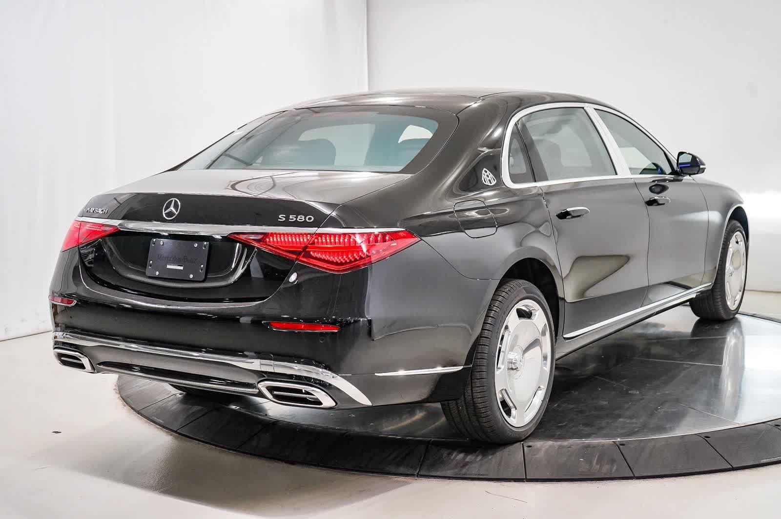 New 2026 Obsidian Black Metallic Mercedes-Benz Maybach S 580 image 4