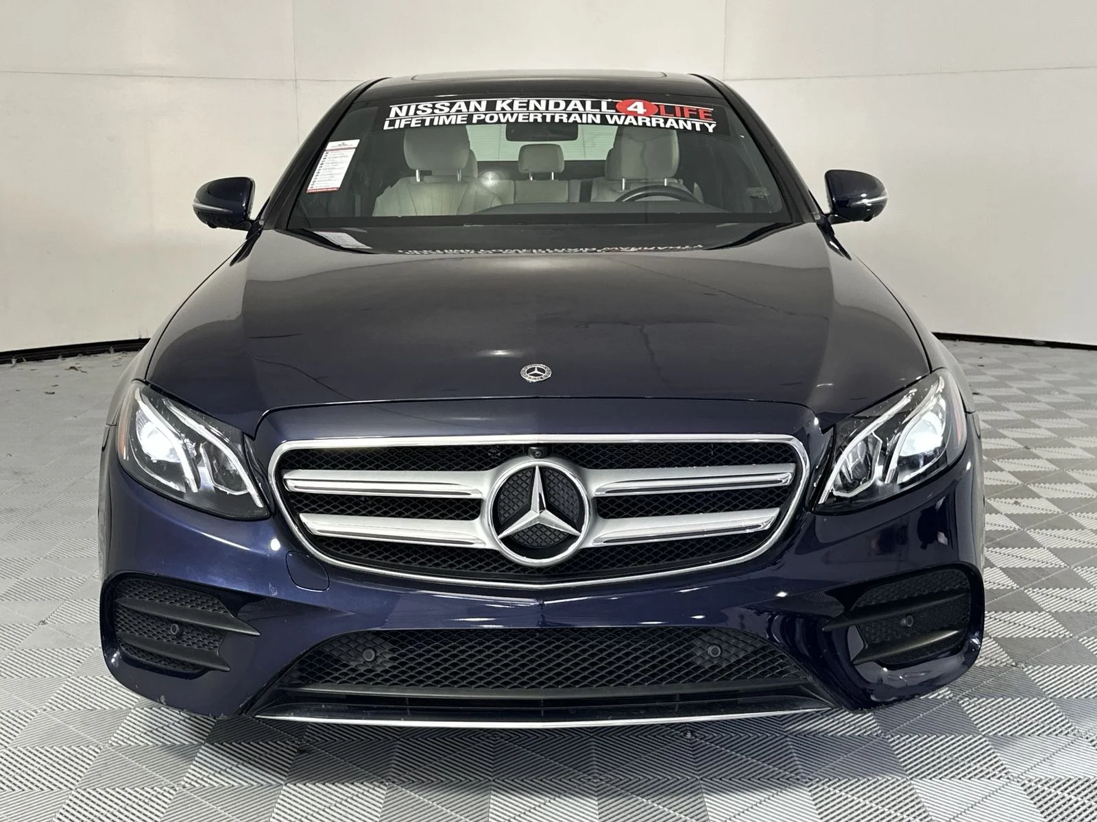 Used 2020 Blue Mercedes-Benz E 350 image 3