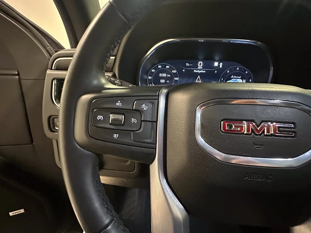 Used 2023 TITANIUM RUSH METALLIC GMC SLT image 43