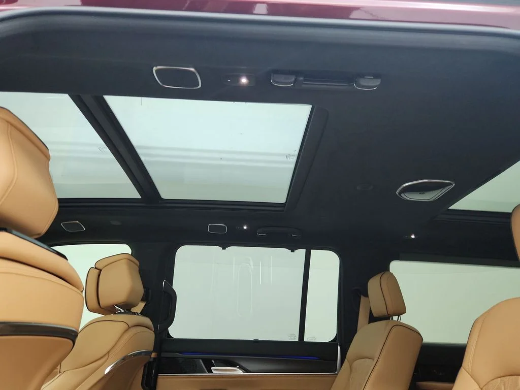 New 2026 Velvet Red Pearl-Coat Exterior Paint Jeep Summit Reserve image 31