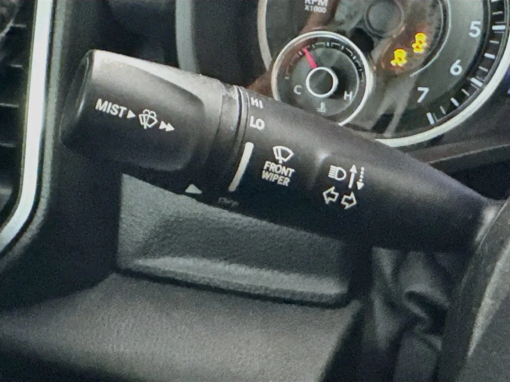 Used 2019 Black Ram Laramie image 12