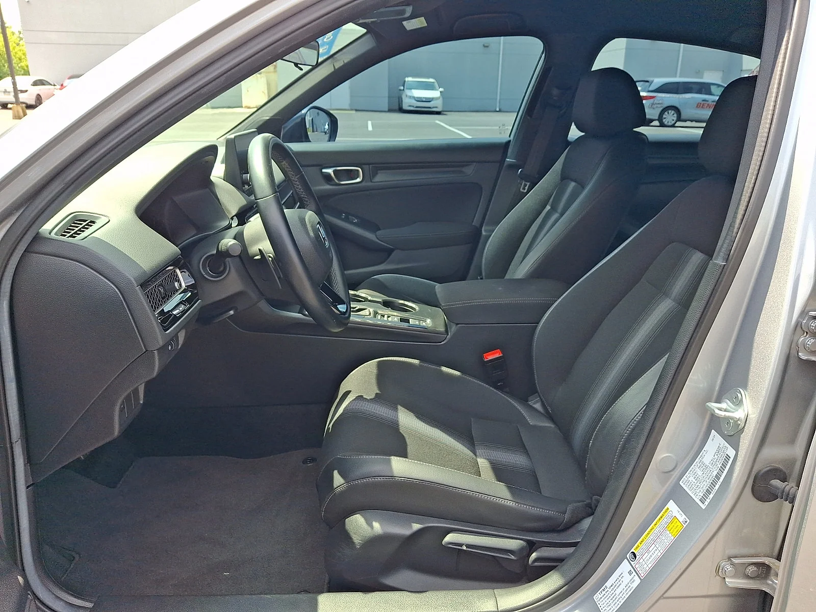 Certified Used 2025 Solar Silver Metallic - SA Honda Sport image 13