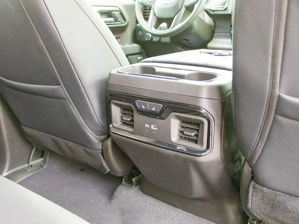 2025 GMC Sierra 1500 AT4 - Photo 21