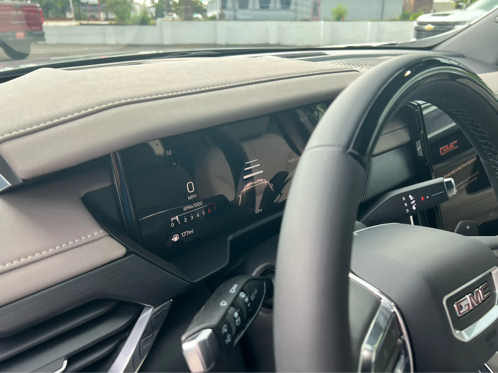 2026 GMC Acadia Elevation - Photo 9