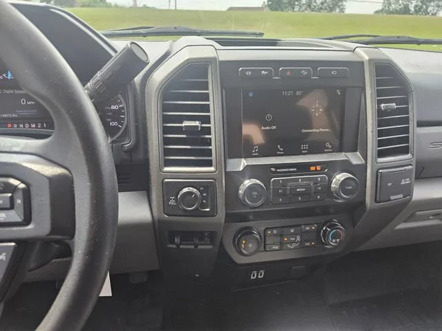 Used 2019 Gray Ford XL image 17