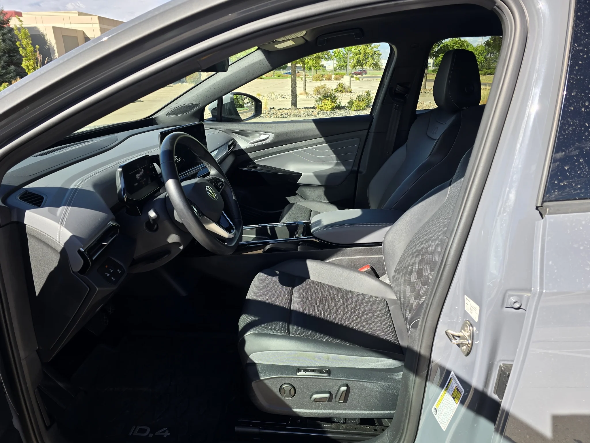 Used 2023 Pure Gray Volkswagen Pro S image 12