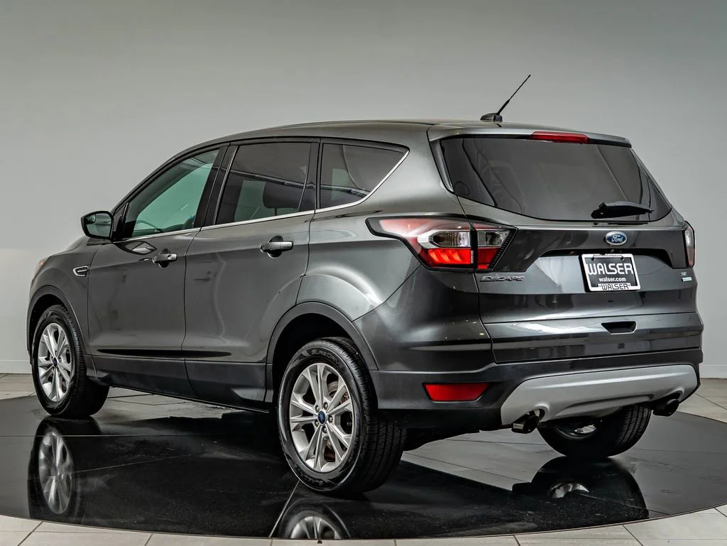 Used 2017 Magnetic Metallic Ford SE image 7